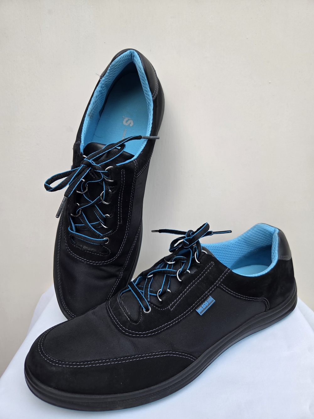 SAS Sporty Runners Women Black Turquoise Low Top Lace Up Casual Shoes Size-12S